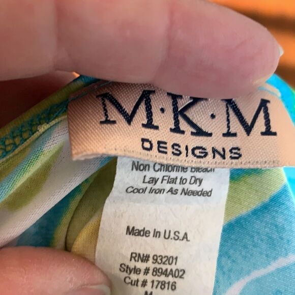 3/$30 M.K.M Designs short split sleeve blue and yellow blouse. Length 29” Size M - Picture 8 of 8